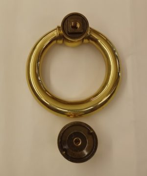 polished brass ring door knocker - F300 - Image 4