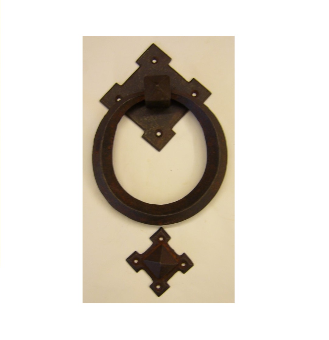 battiporta ad anello in ferro anticato - iron ring door knocker