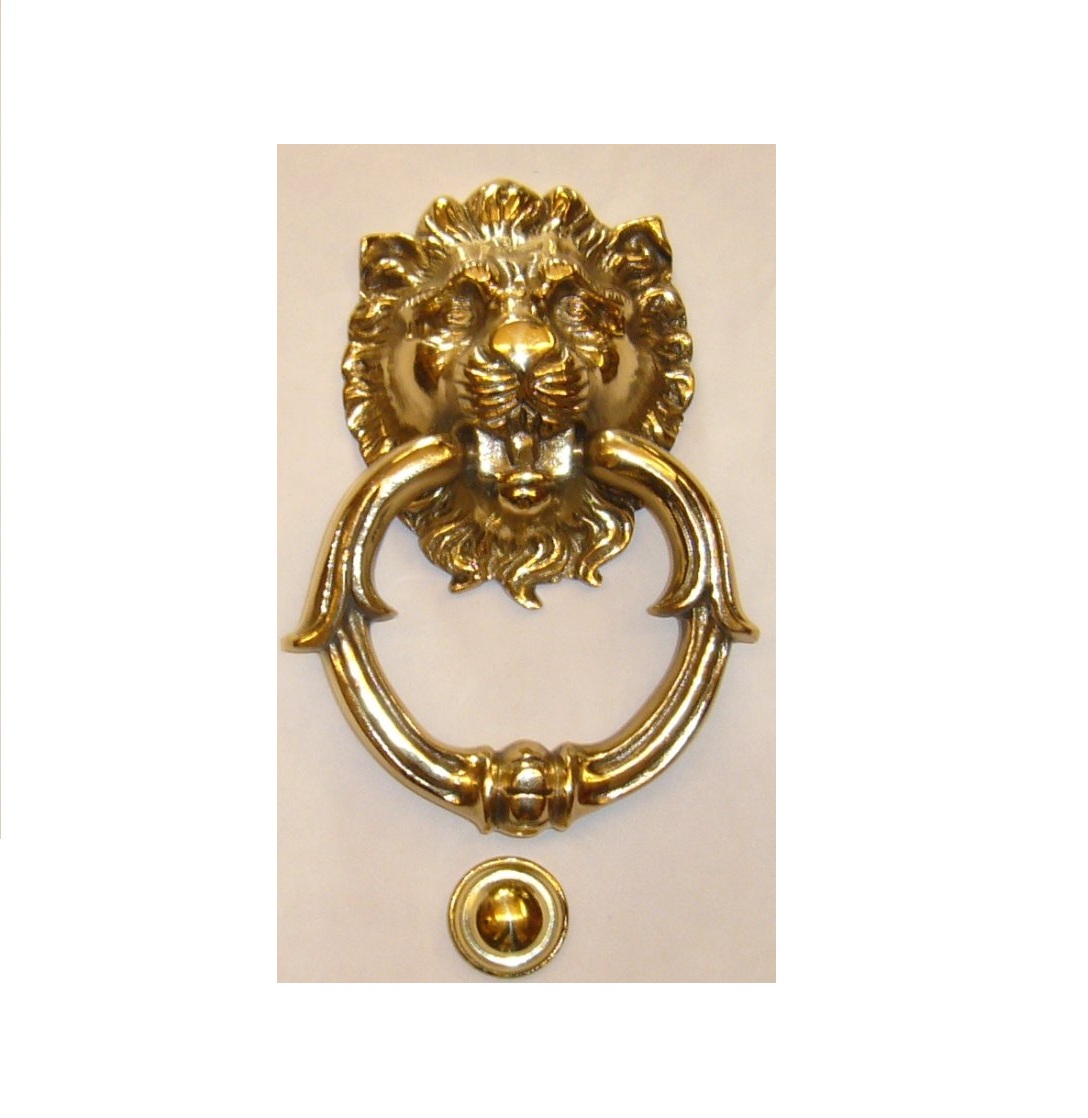 battiporta leone in ottone con anello ornato - lion knocker with ornate ring