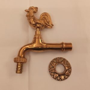 rubinetto con maniglia a galletto da giardino - tap with cock-shaped handle