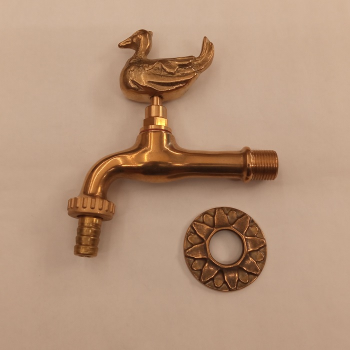 rubinetto con maniglia ad anarta da giardino - faucet with duck-shaped handle