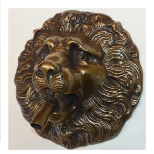 mascherone a testa di leone per fontana - bronze lion head mask