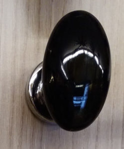 pomo da porta in porcellana nera