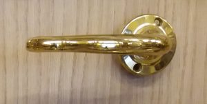 HT335 brass door handle - Image 3