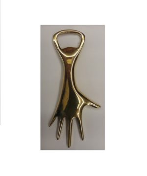 levacapsule mano - hand bottle opener