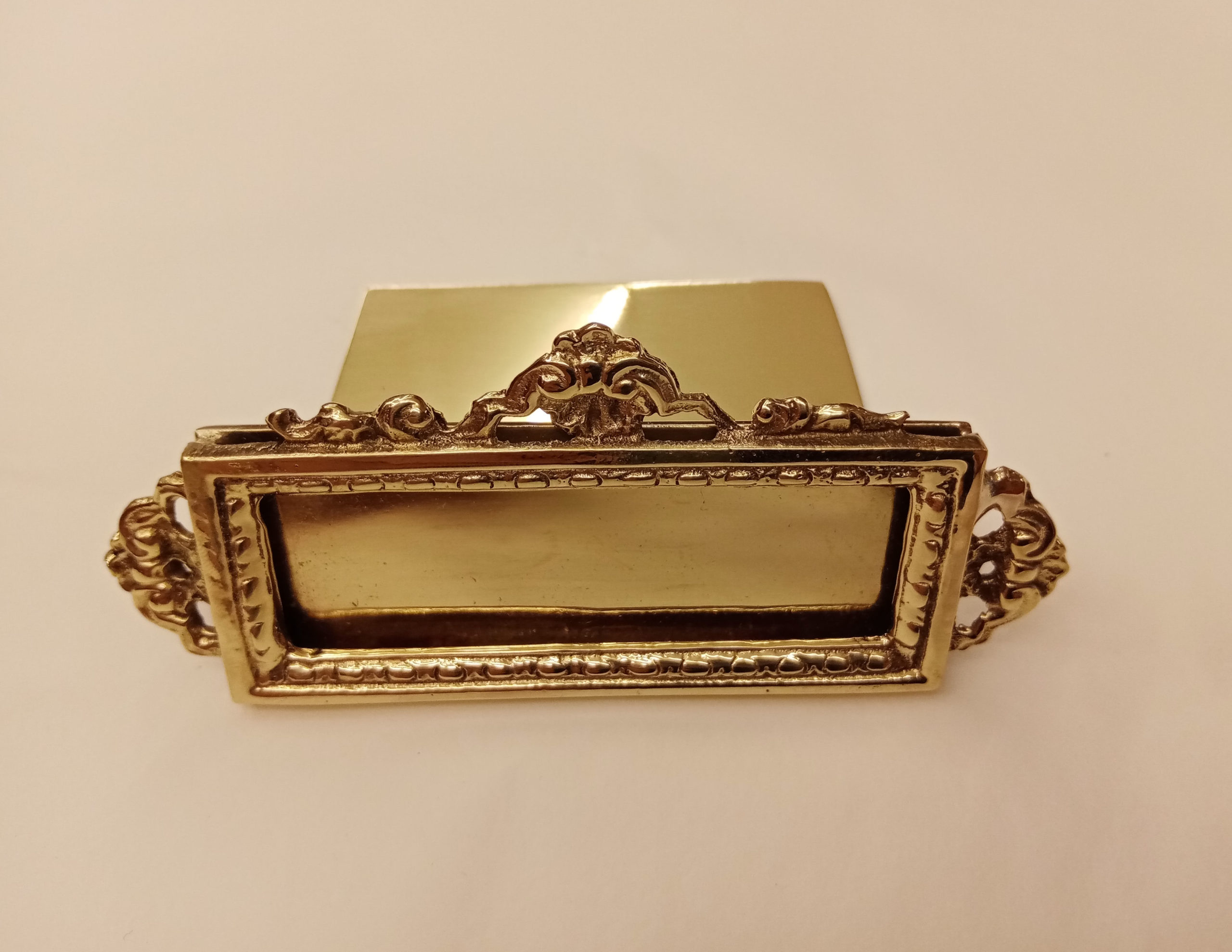 espositore porta targhette - brass plate holder display